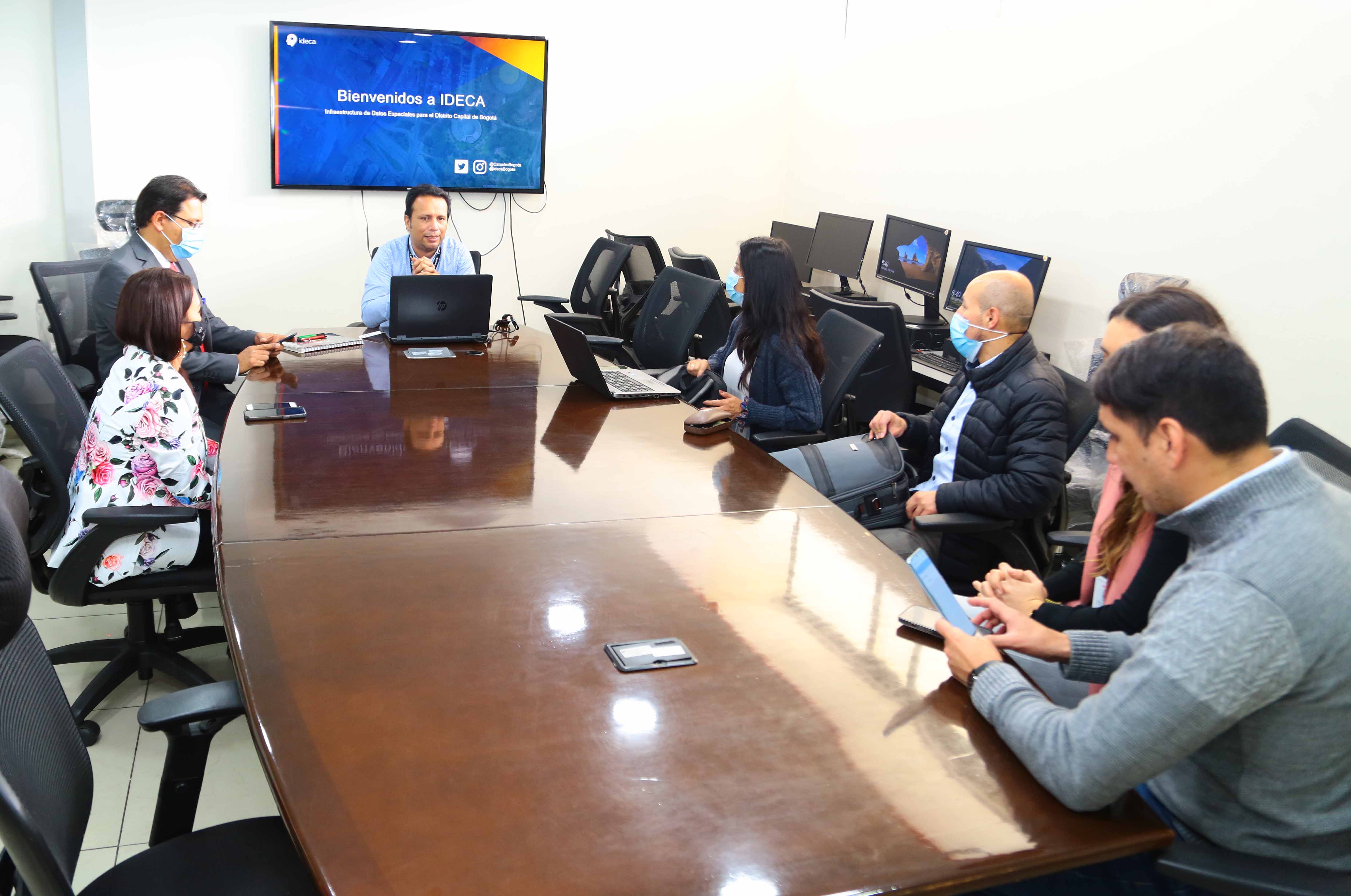 Visita La Paz Charla